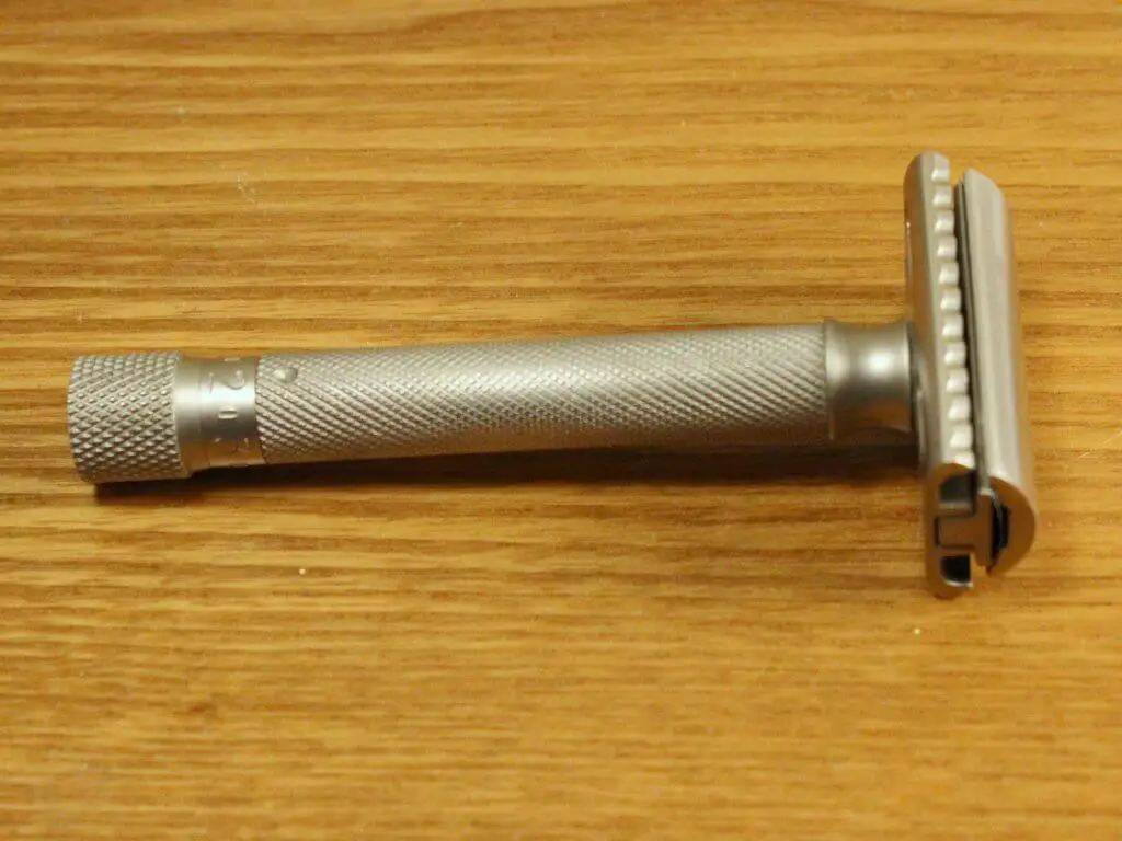 Parker Variant Adjustable Safety Razor Review by Sharpologist/Mantic59