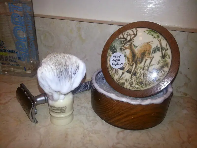 strop shoppe bay rum shaving soap