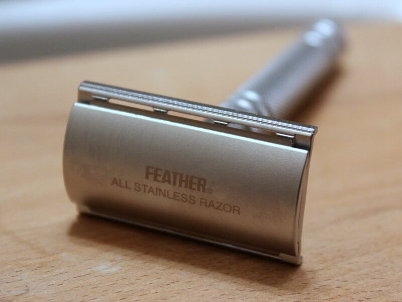 ÎÏÎ¿ÏÎ­Î»ÎµÏÎ¼Î± ÎµÎ¹ÎºÏÎ½Î±Ï Î³Î¹Î± FEATHER ALL STAINLESS STEEL,DOUBLE-EDGE SH.RAZOR WITH STAND