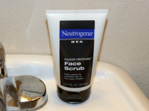 neutrogena razor defense face scrub