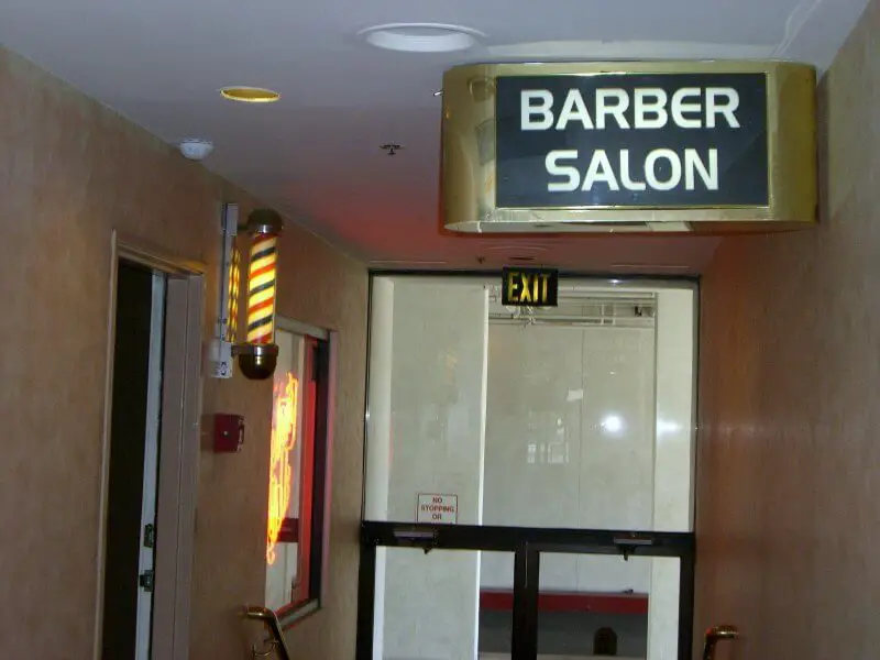 riviera barber