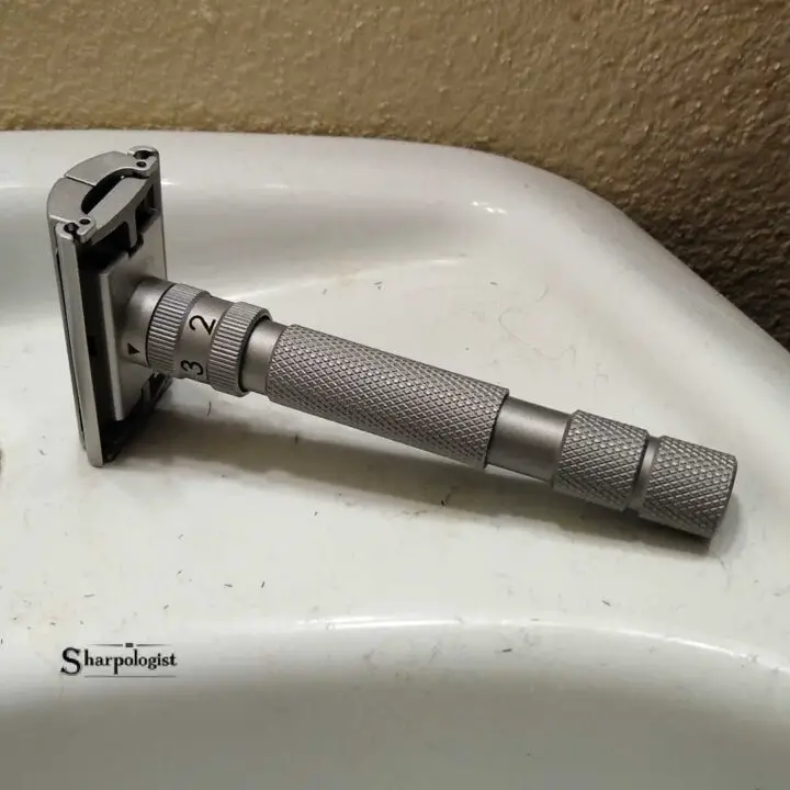rockwell t2 adjustable razor stainless steel on sink