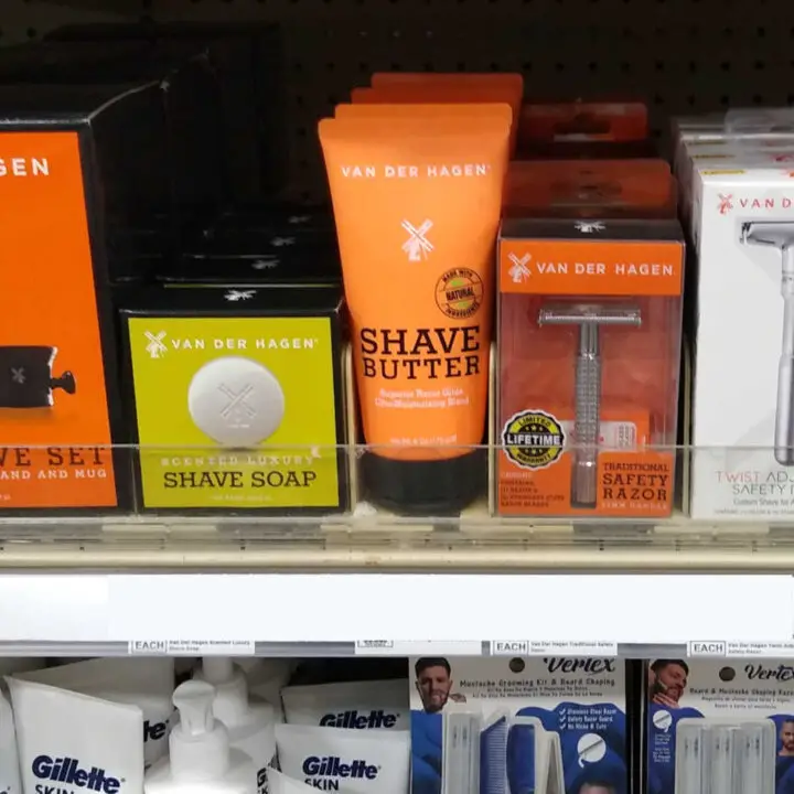 van der hagen safety razor in brick and mortar store