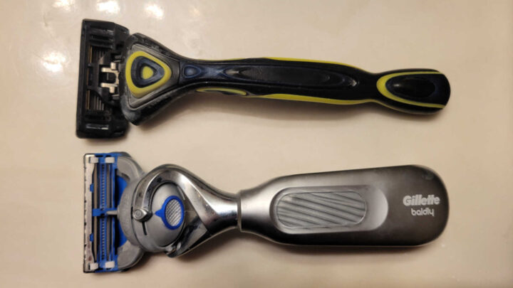 comparing gillette baldy to dorco razor