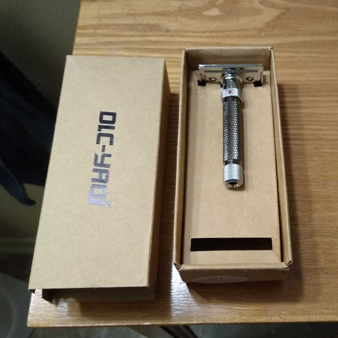 Yaqi The Final Cut Adjustable Razor Review - Sharpologist