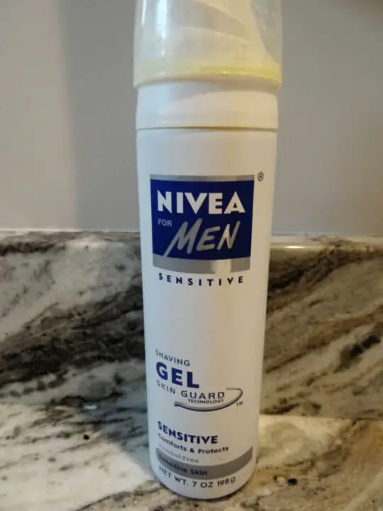 nivea for men sensitive shaving gel