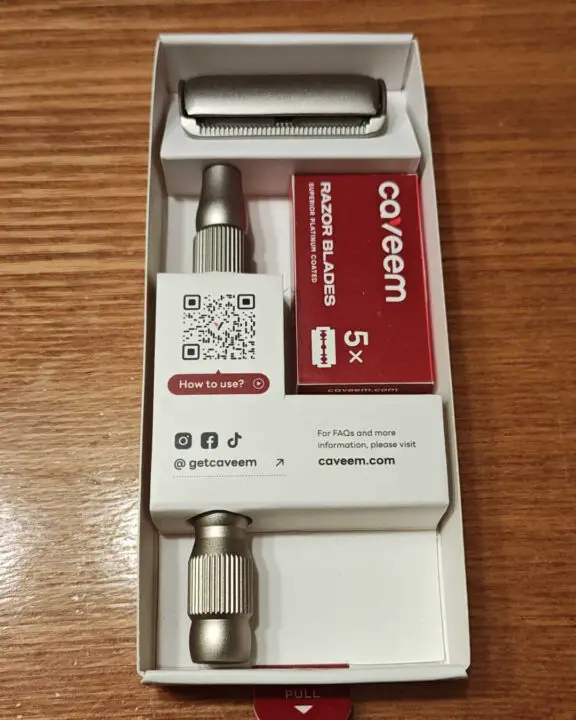 caveem razor in box