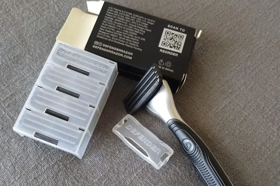 defender razor