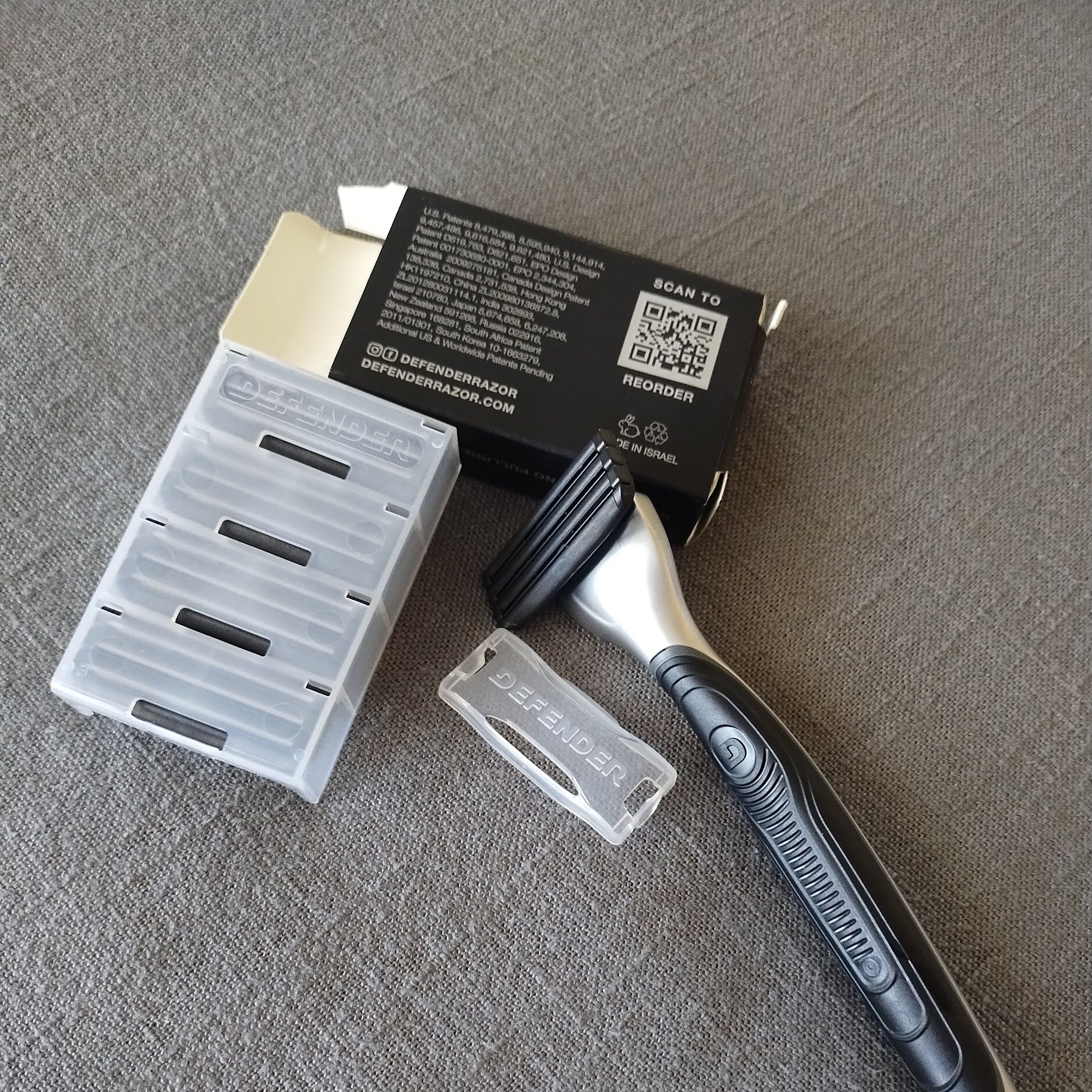 defender razor